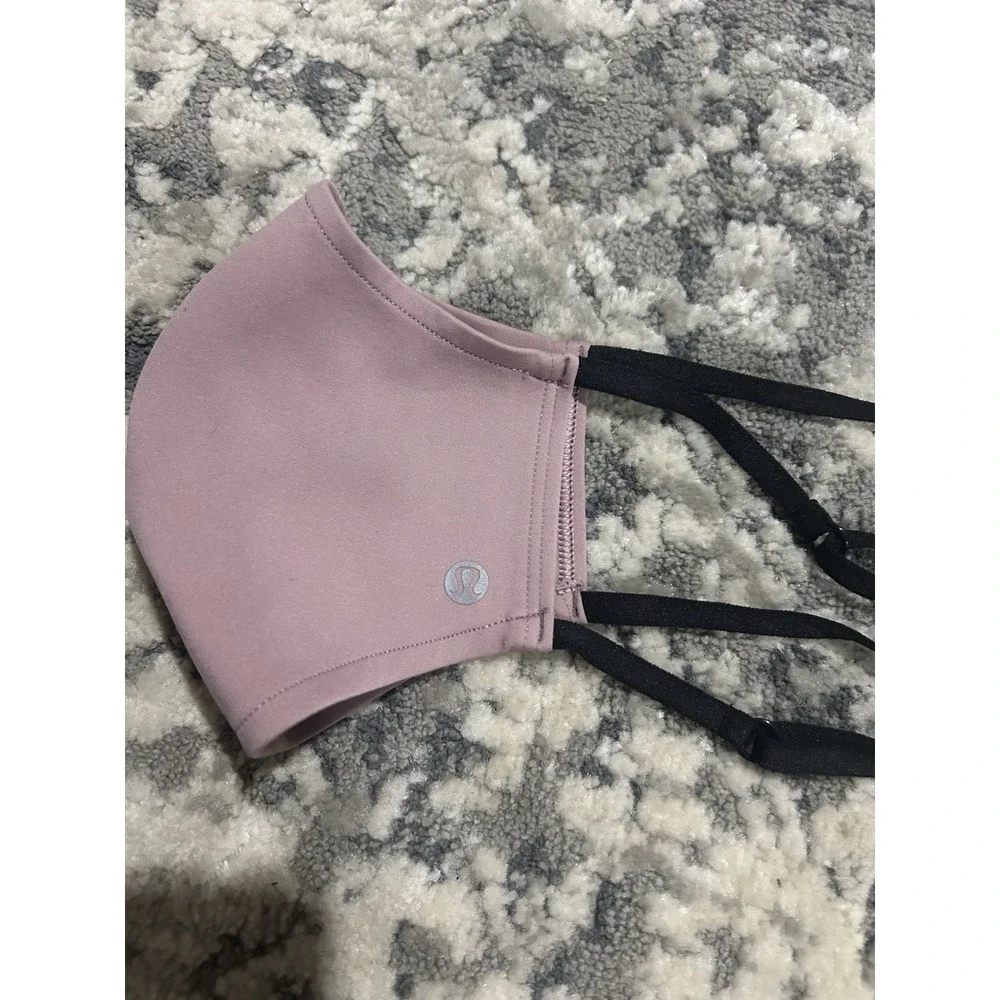 Lululemon Double Strap Adjustable Face Mask Purple‎